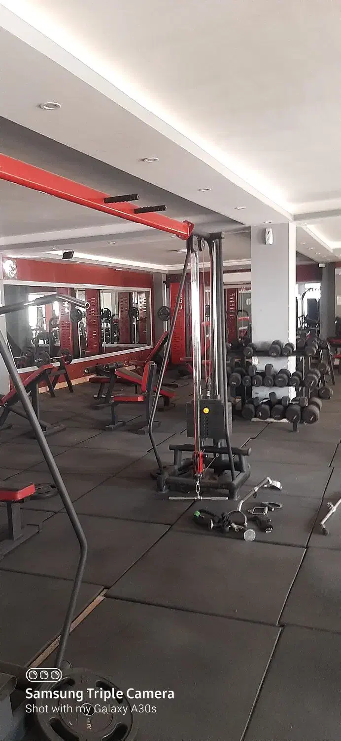 سالن ۵۰۰ متری|اجارهٔ مغازه و غرفه|پرند, فاز ۳|دیوار