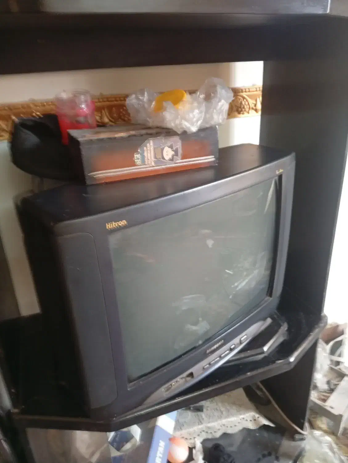 تلویزیون قدیمی سالم سالم|تلویزیون و پروژکتور|کرمان, |دیوار