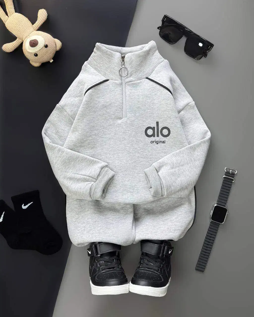 الو طوسی کد 1896|کفش و لباس بچه|تهران, فرمانیه|دیوار