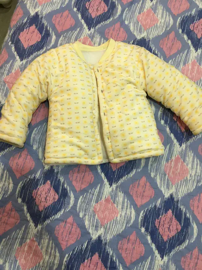 تعدادی لباس زمستانی-کاپشن ،سه تیکه|کفش و لباس بچه|تهران, صادقیه|دیوار