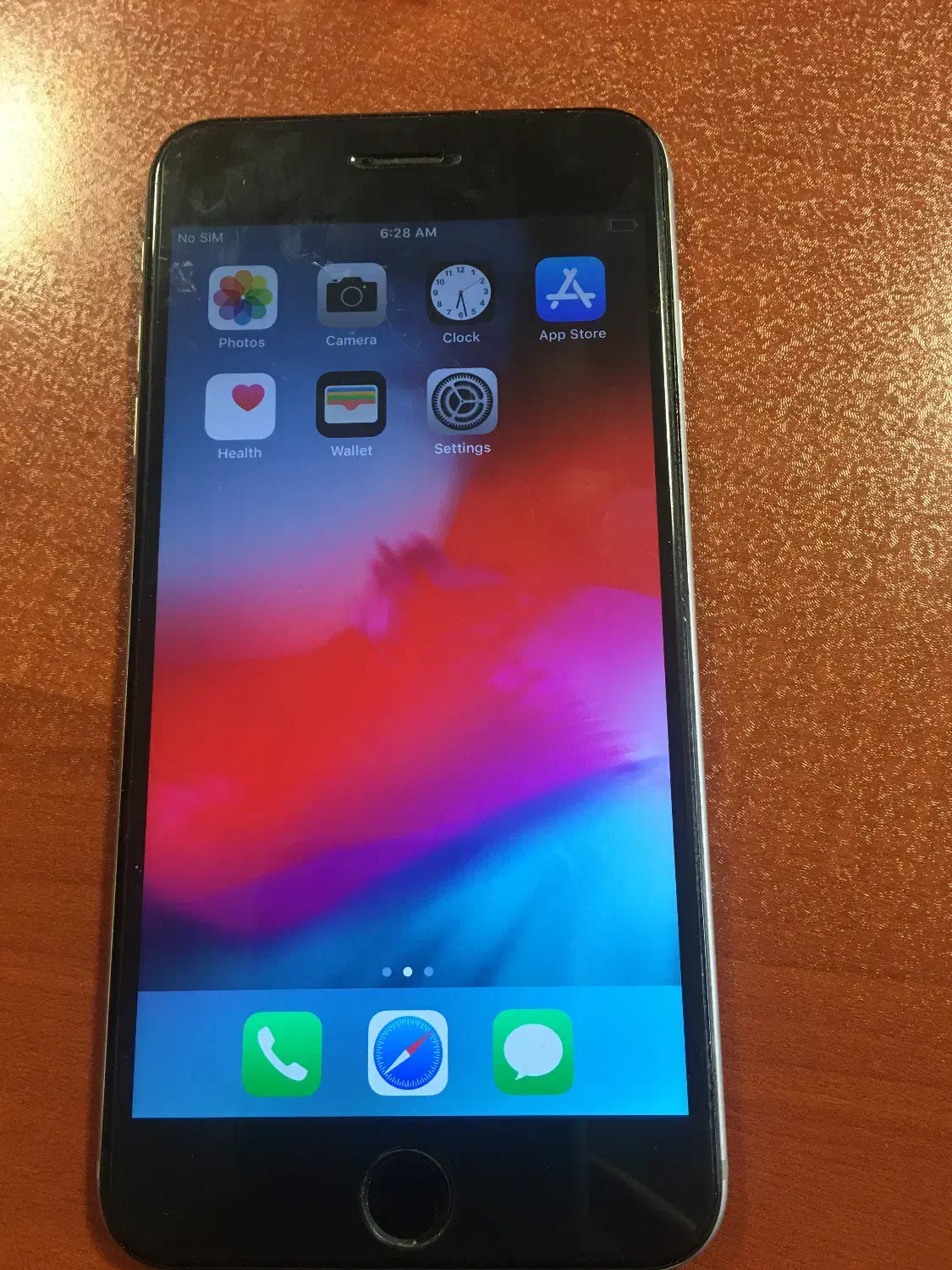 آیفون ۶ پلاس با حافظه ۶۴ گیگ|موبایل|تهران, فلسطین (میدان انقلاب)|دیوار