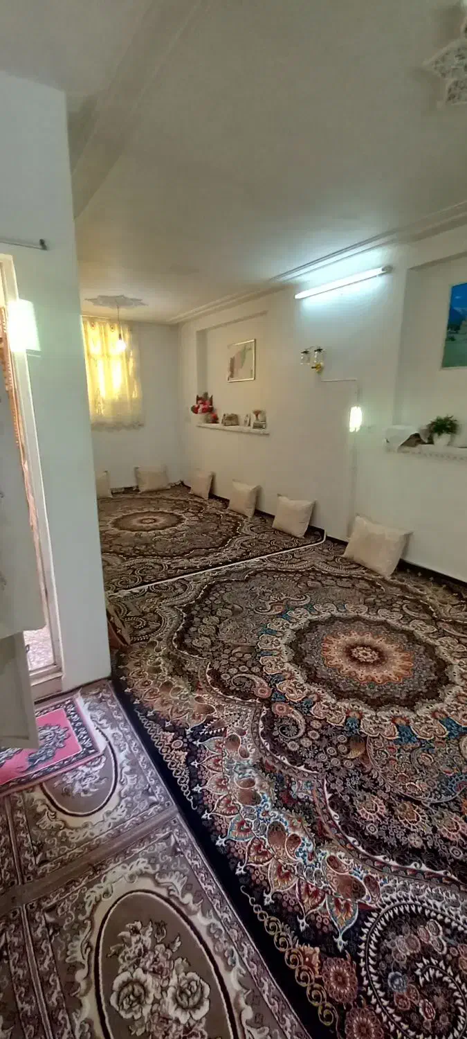 خانه فروشی  ۳ طبقه در نوبهار|فروش خانه و ویلا|قم, نوبهار|دیوار