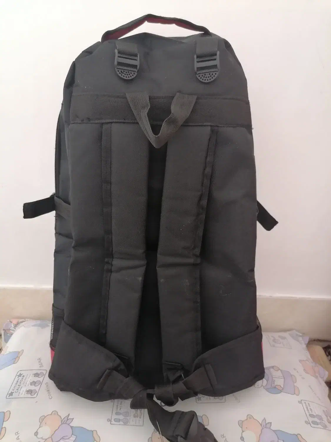 کیف|کیف، کفش، کمربند|صدرا-فارس, فاز ۱|دیوار