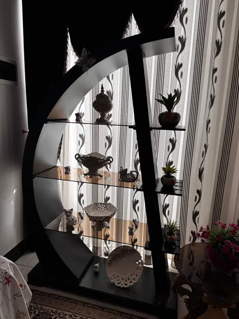 ویترین ۴ طبقه ای چوبی|بوفه، ویترین، کنسول|بیرجند, |دیوار