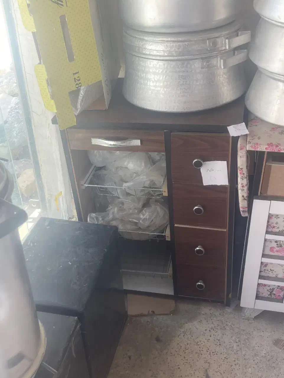 میز اتو|اتو و لوازم اتو|شیروان (خراسان), |دیوار