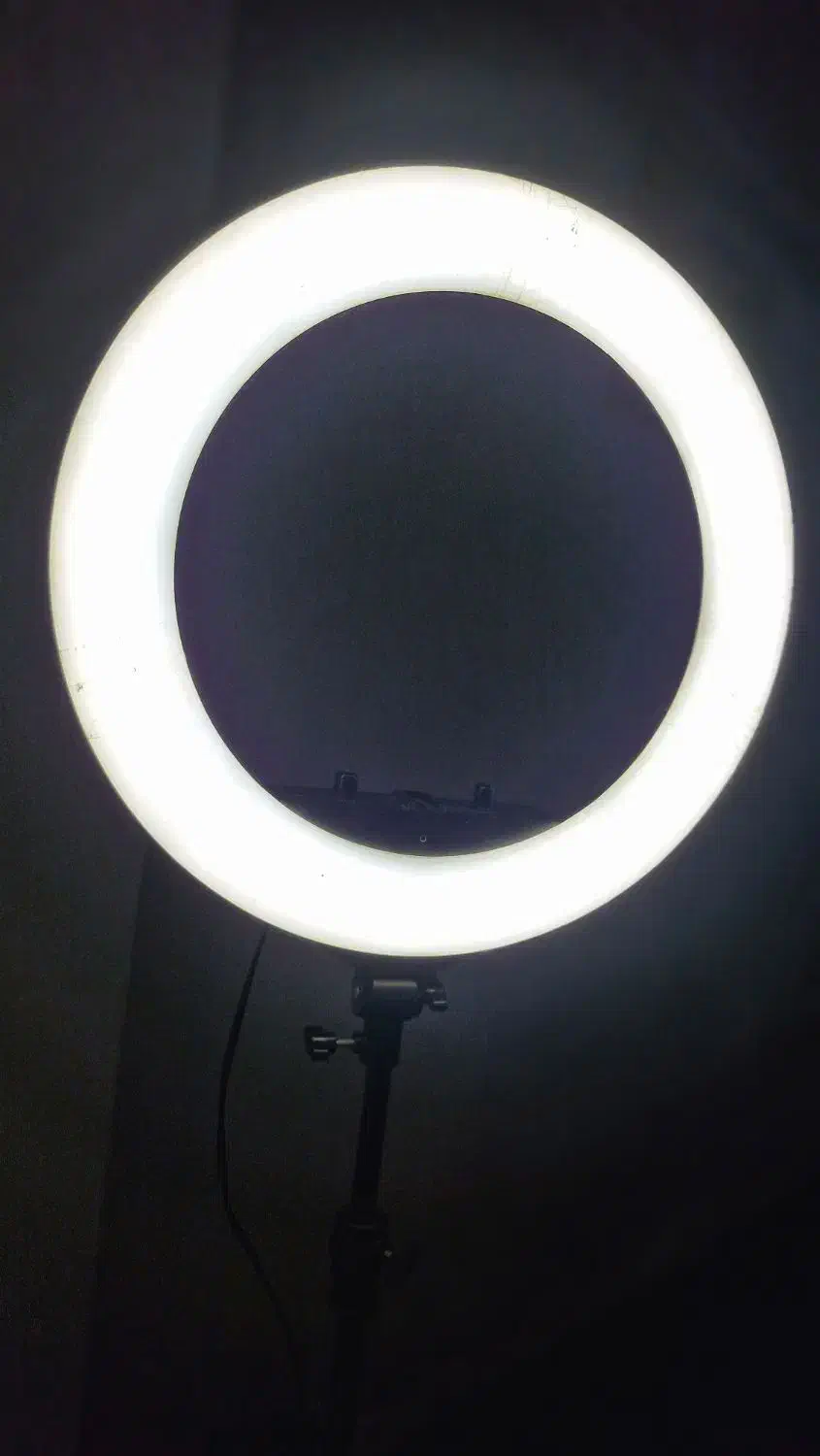 رینگ لایت همراه کنترل|دوربین عکاسی و فیلم‌برداری|لاهیجان, طالقانی|دیوار