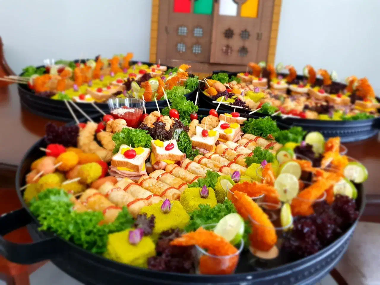 سفارش انواع فینگر فود سرد وگرم|خدمات پذیرایی، مراسم|کرج, شهرک بنفشه|دیوار