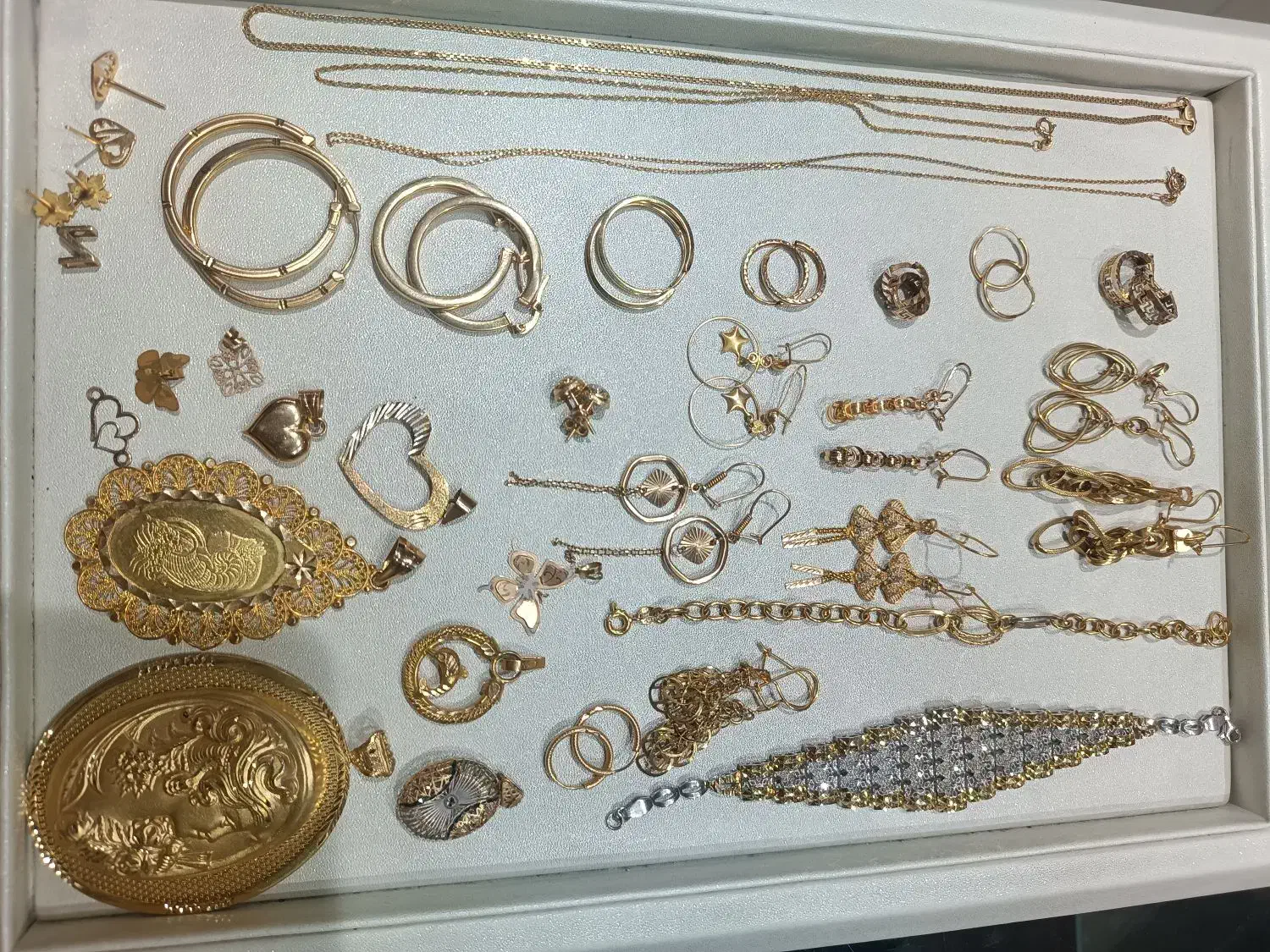 زنجیر|جواهرات|قم, نیروگاه|دیوار