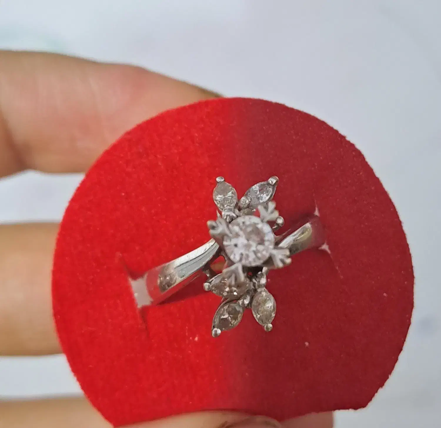 انگشتر طلا برلیان اصل|جواهرات|تهران, استاد معین|دیوار