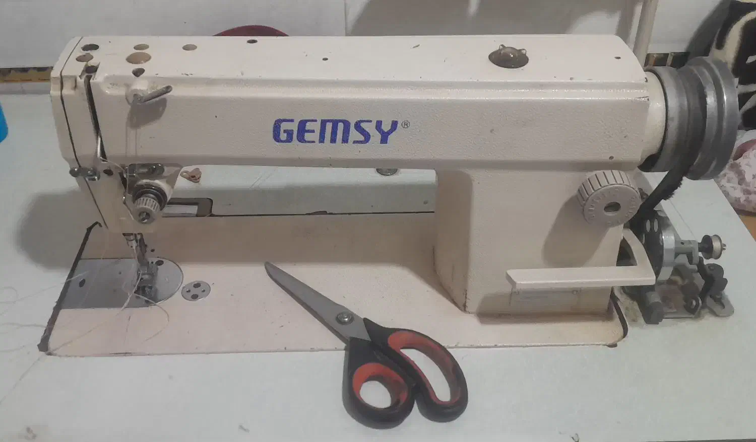 چرخ صنعتی جی ام سی|چرخ خیاطی و ریسندگی|نظرآباد, نظرآباد|دیوار