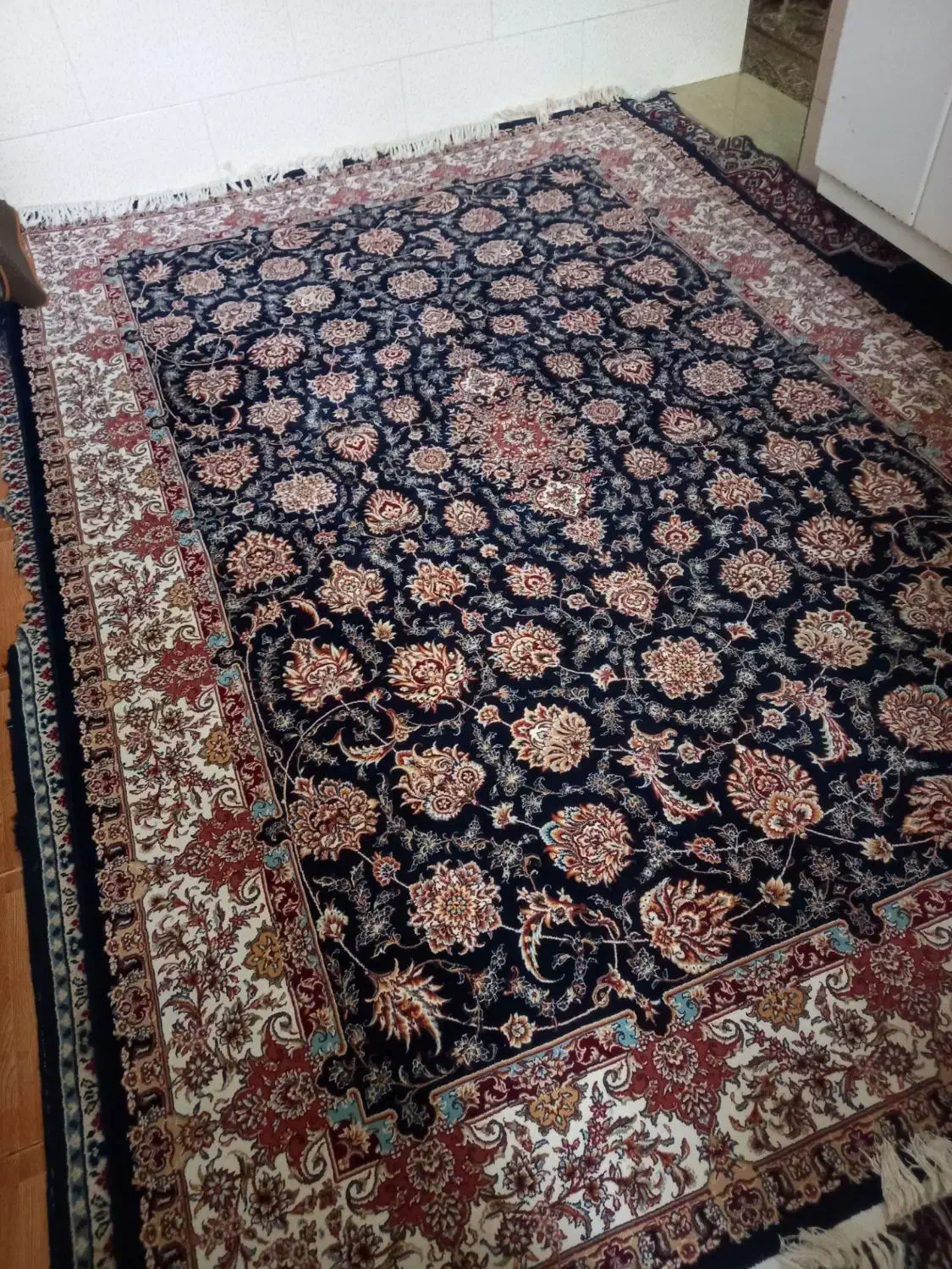 دو تخته فرش ۶ متری ۷۰۰ شانه جنس تمام نخ|فرش|اقبالیه, |دیوار