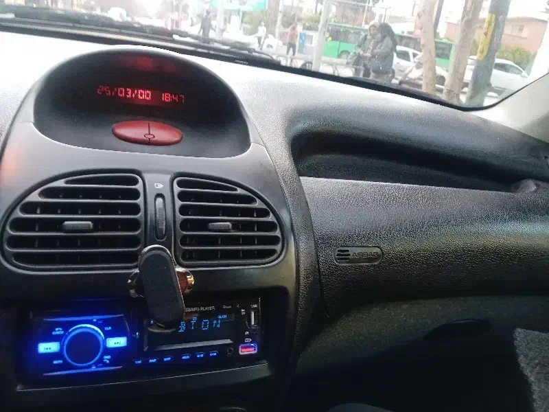 ۲۰۶ تیپ۳ فروش فوری|خودرو سواری و وانت|اراک, |دیوار