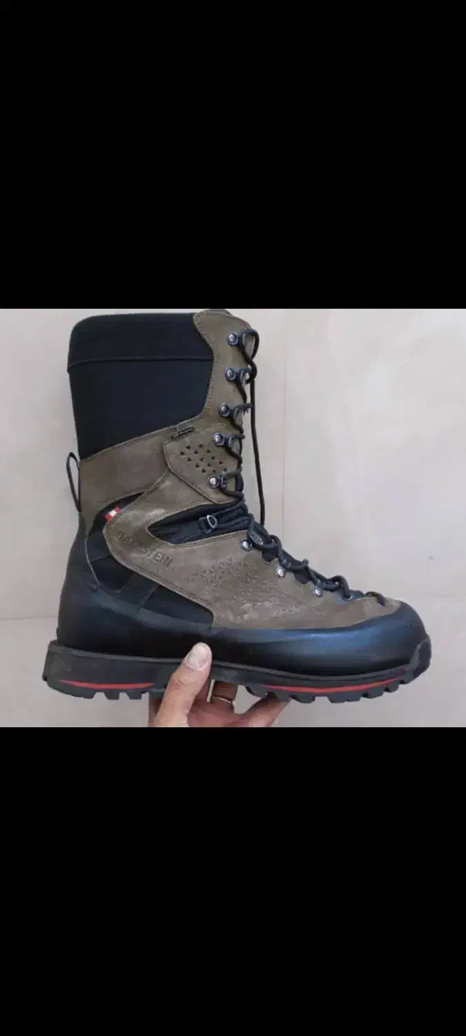 بوت های اورجینال اروپا|کیف، کفش، کمربند|یاسوج, |دیوار