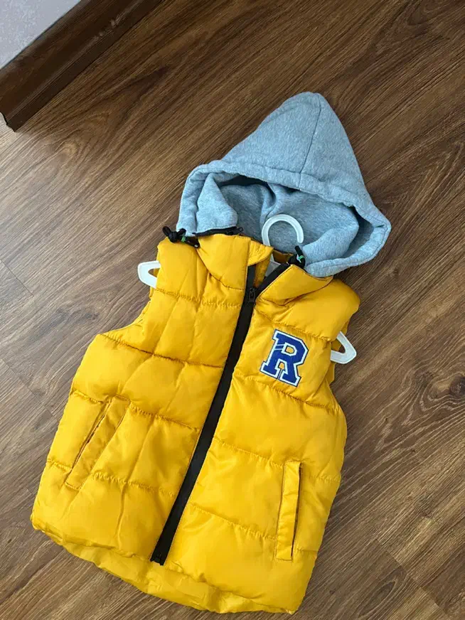 کاپشن|کفش و لباس بچه|تهران, اختیاریه|دیوار