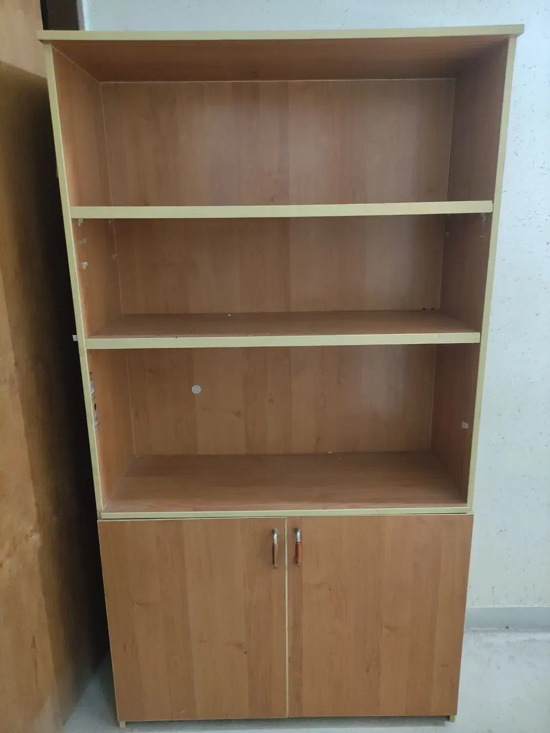 کتابخانه|کتابخانه، شلف، قفسه‌های دیواری|یاسوج, |دیوار