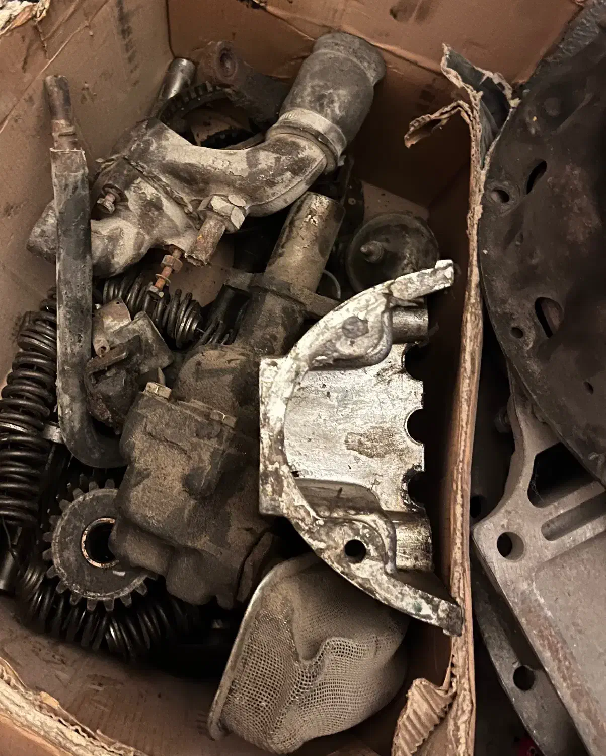 تعدادی قطعات پاژن لندرور|قطعات یدکی و لوازم جانبی|گرگان, |دیوار