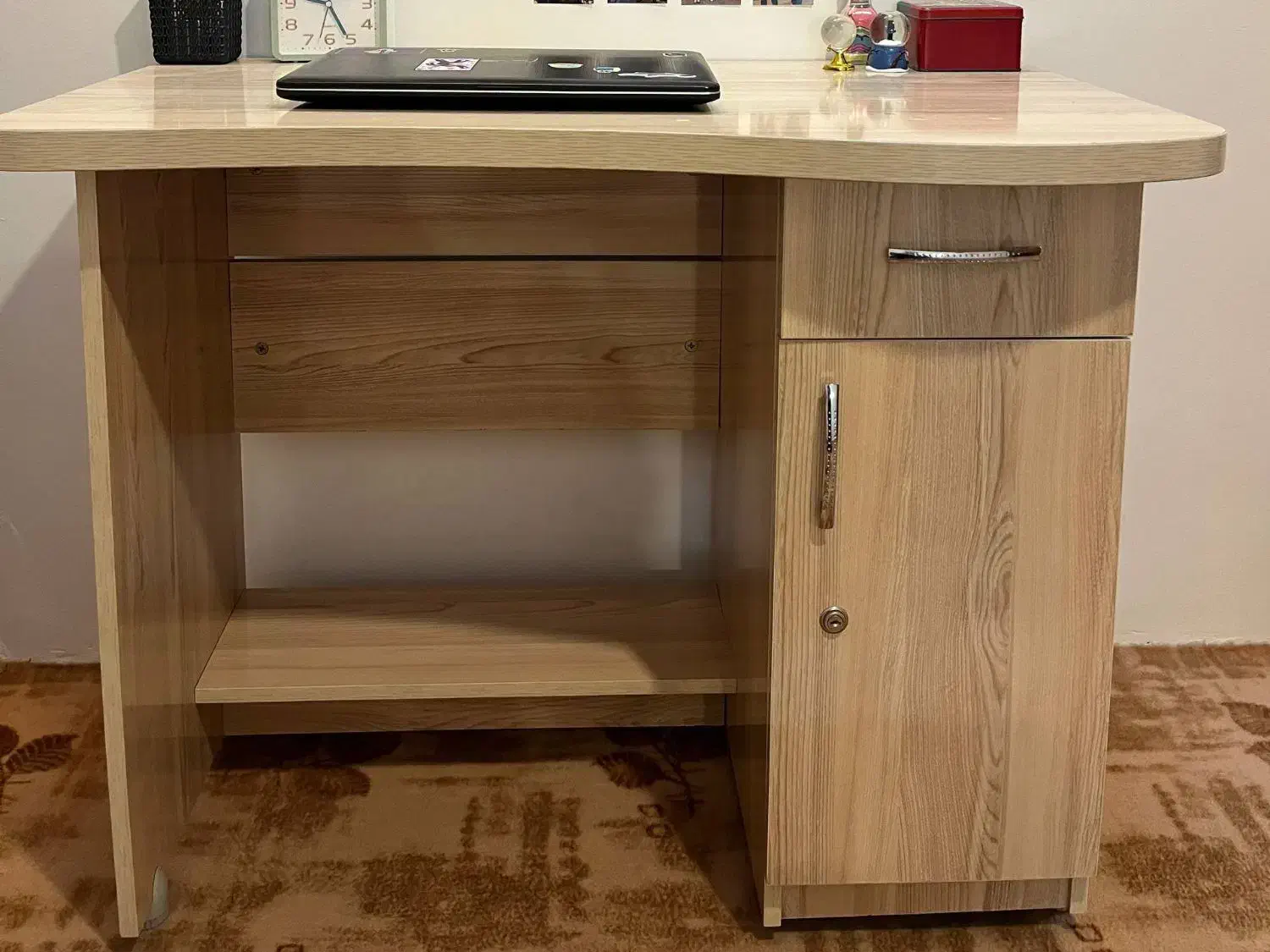 میزتحریر کاملا نو ام دی اف|میز تحریر و کامپیوتر|اسفراین, |دیوار