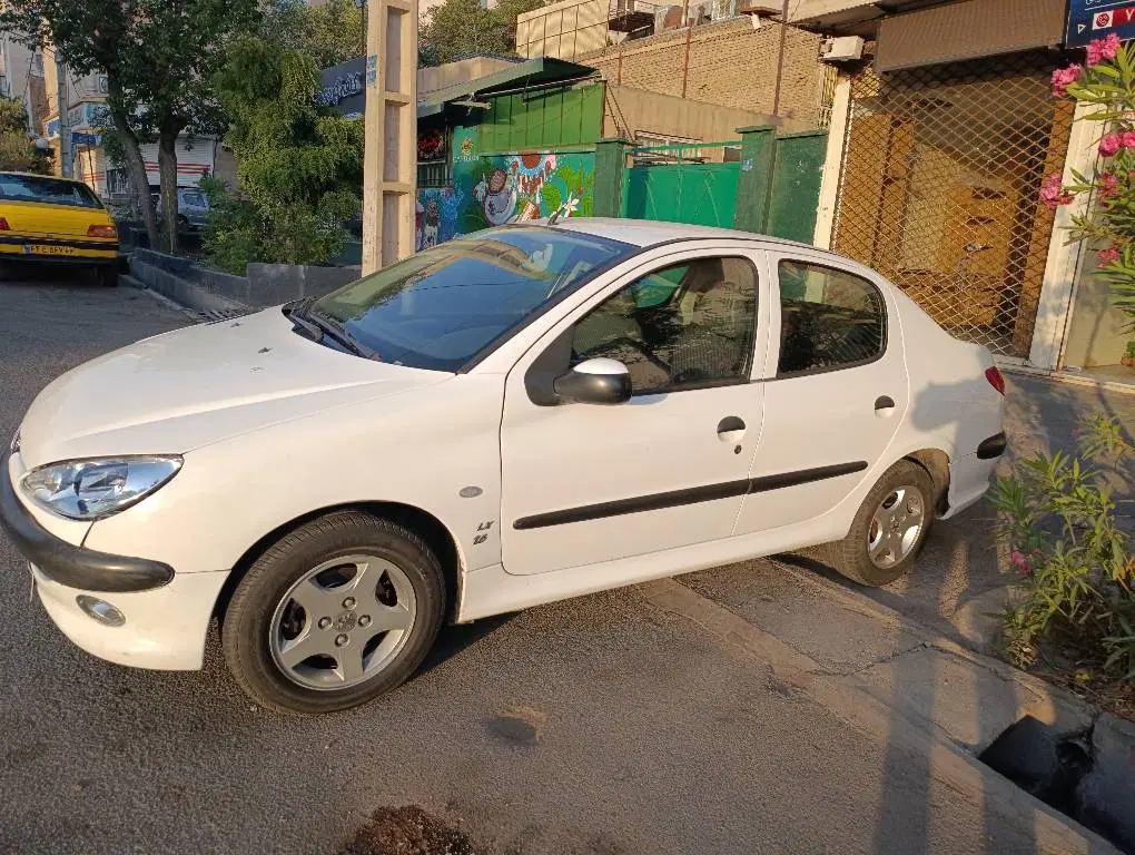 پژو ۲۰۶|خودرو سواری و وانت|تهران, جوادیه تهرانپارس|دیوار