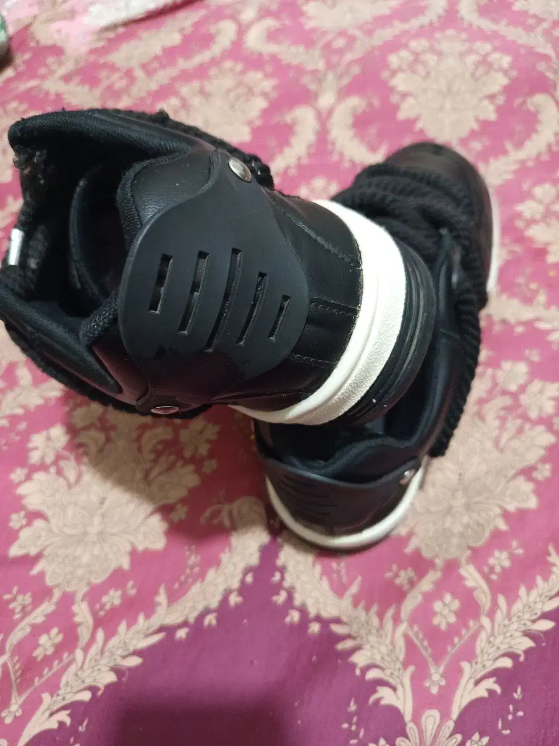 کتونی برن وانس|کیف، کفش، کمربند|باقرشهر, |دیوار