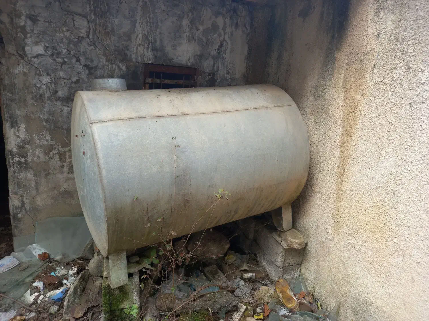 سه عدد تانکر|مصالح و تجهیزات ساختمان|فومن, |دیوار