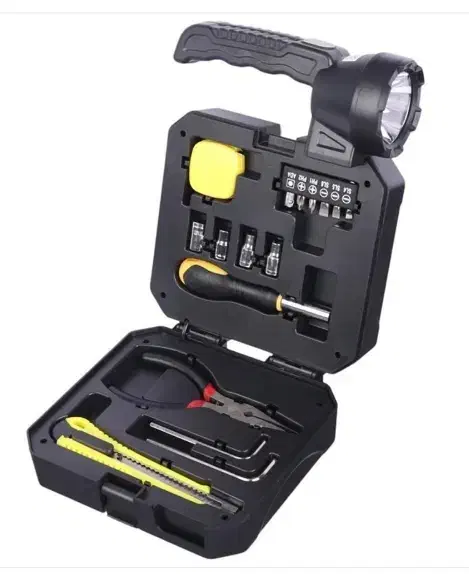 چراغ قوه شارژی حرفه ای همراه با جعبه ابزار|ابزارآلات|خرمآباد, |دیوار