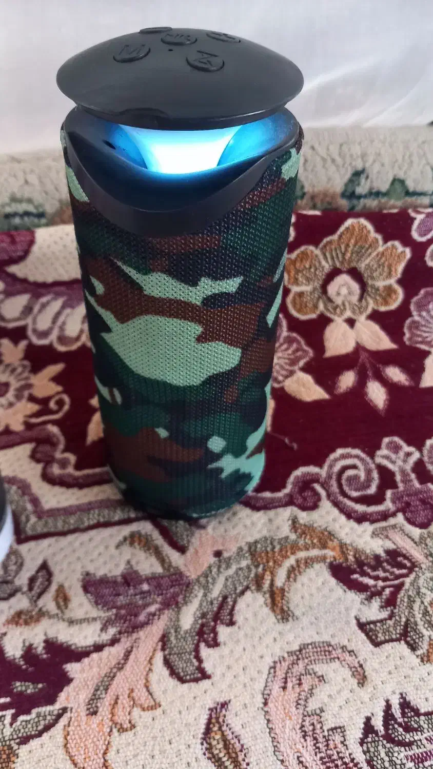 اسپیکر|پخش‌کننده همراه|سیاهکل, |دیوار