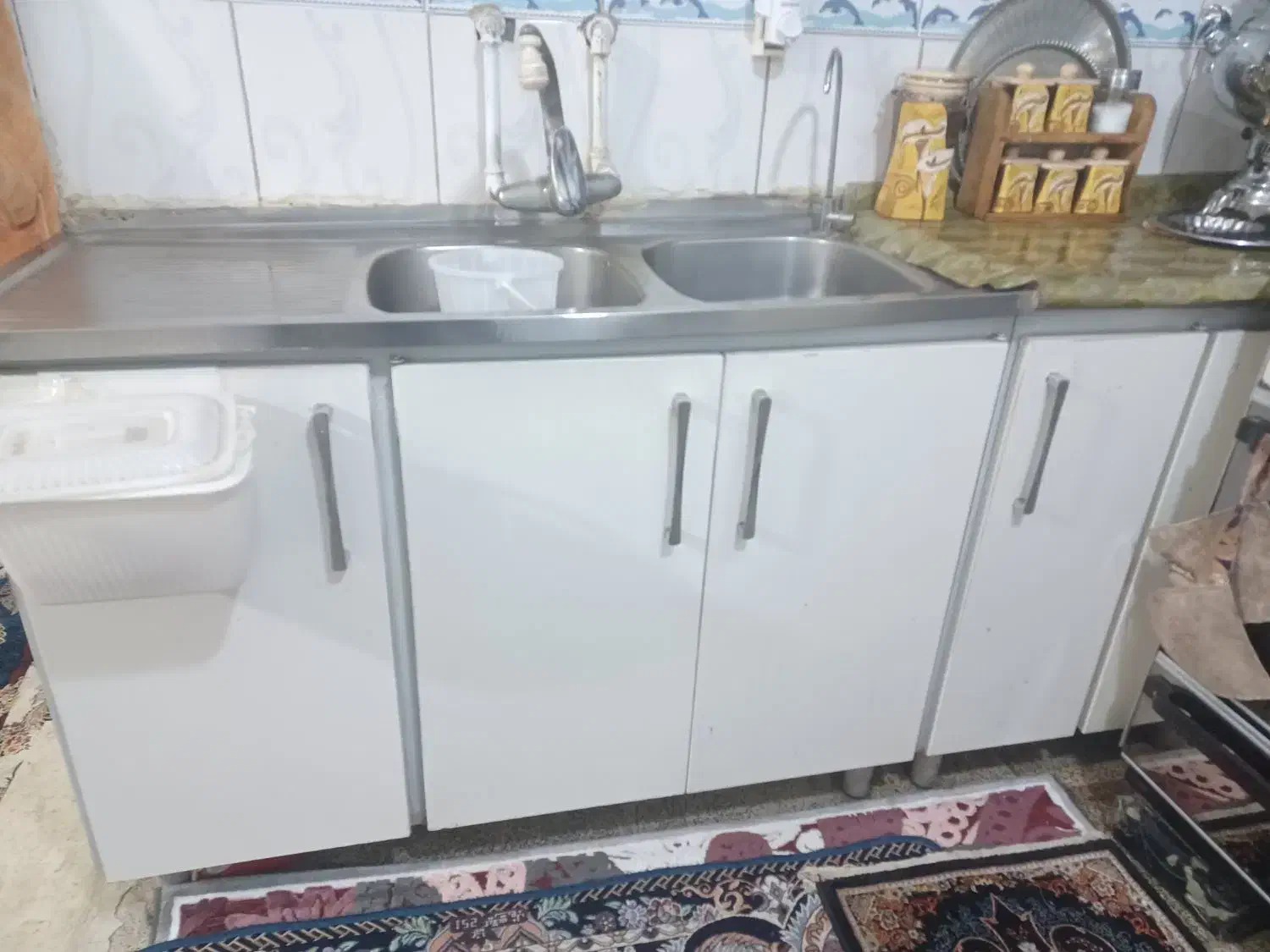 9متر کابینت فلزی در حد نو بدون خط وخش با هود وسنیک|آب‌چکان و نظم‌دهنده ظروف|قرچک, قشلاق جیتو|دیوار