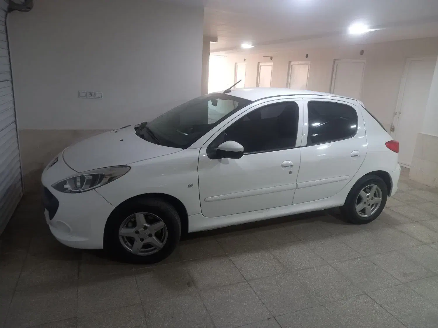 پژو ۲۰۷ مدل ۹۹ دنده فوقالعاده تمیز|خودرو سواری و وانت|سبزوار, کاشفی شمالی (دادگستری)|دیوار