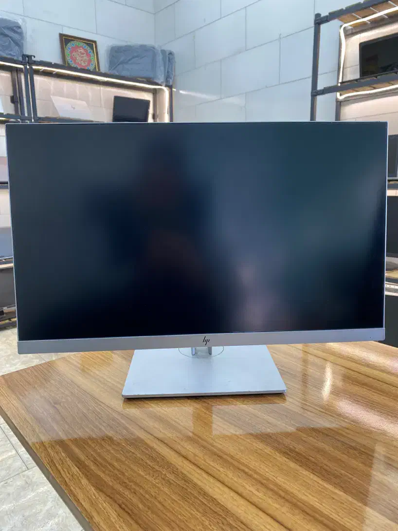 مانیتور حرفه ای HP 23 اینچ IPS Full HD|قطعات و لوازم جانبی رایانه|خمینیشهر, |دیوار