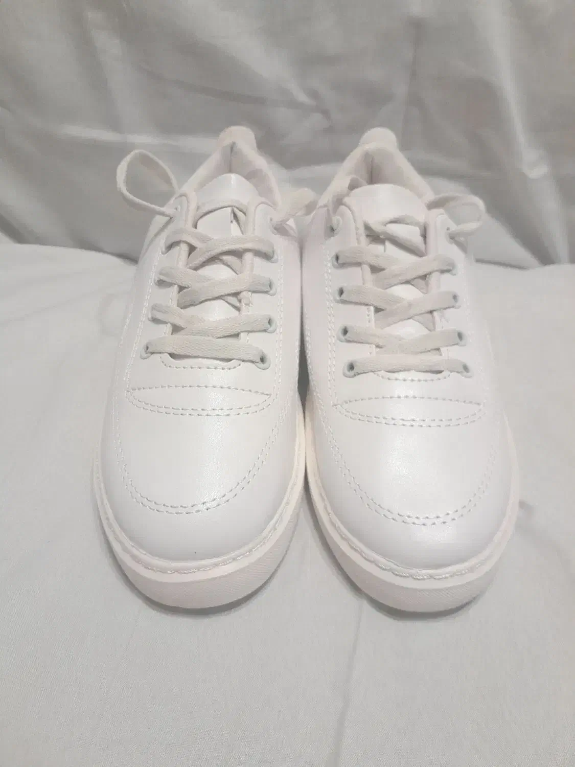 ونس سفید . سایز 38 .|کیف، کفش، کمربند|صفادشت, |دیوار