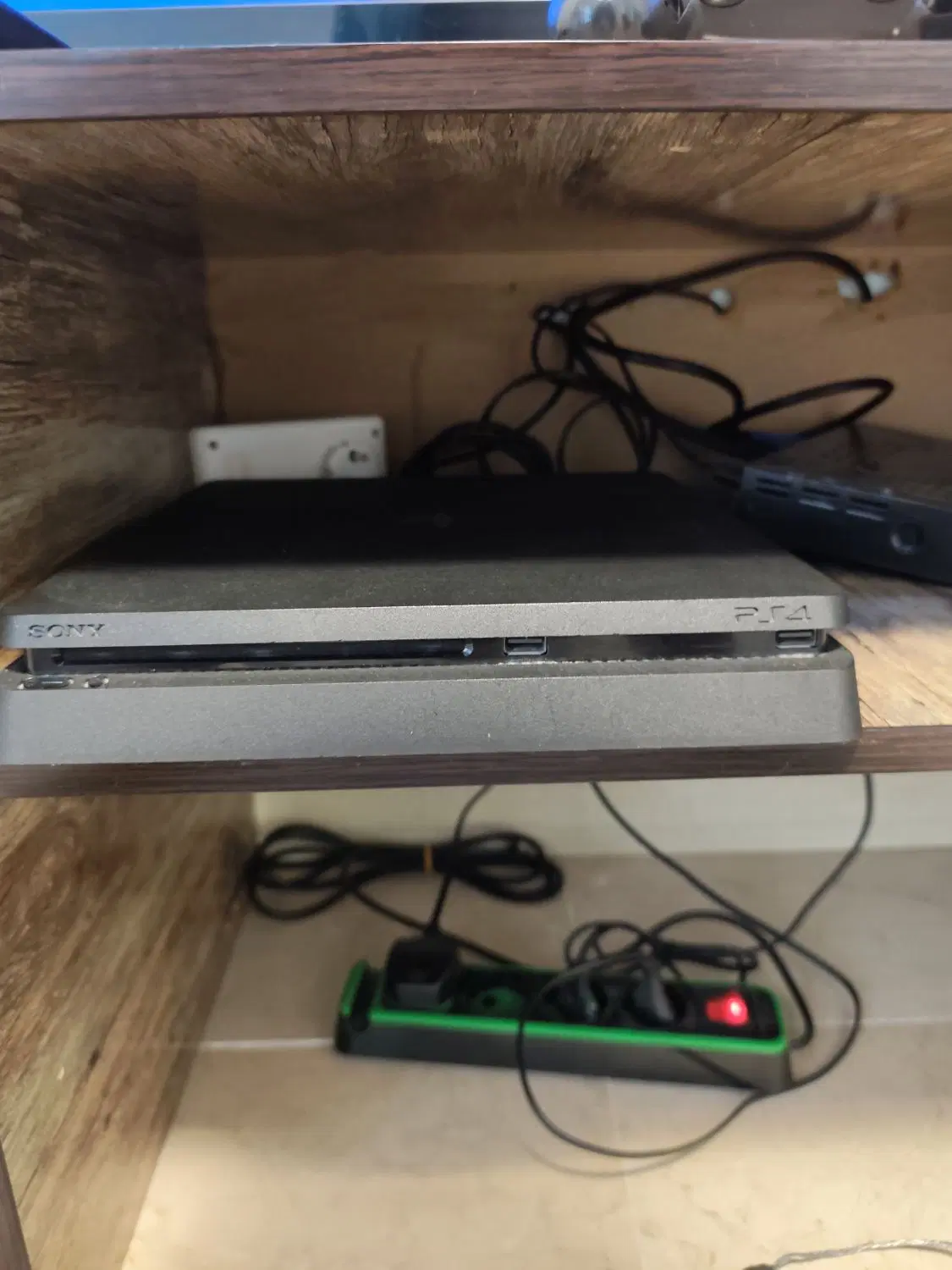 PS4 slim 1tra|کنسول، بازی ویدئویی و آنلاین|تهران, ورزشگاه آزادی|دیوار