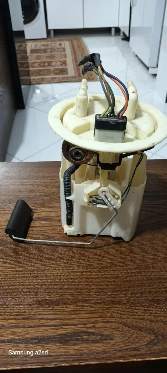 پمپ بنزین  و روکش صندلی  ۲۰۷|قطعات یدکی و لوازم جانبی|فردیس, شهرک ارم|دیوار