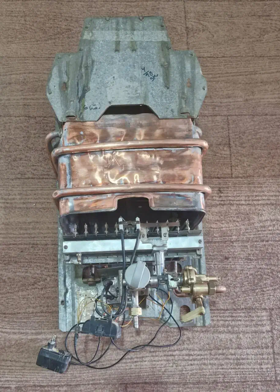 آبگرمکن بوتان ۳۲۱۵|آبگرمکن، پکیج، شوفاژ|اندیمشک, |دیوار