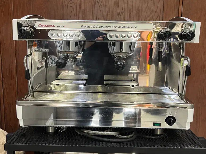 دستگاه قهوه ساز صنعتی|کافیشاپ و رستوران|اصفهان, احمدآباد|دیوار