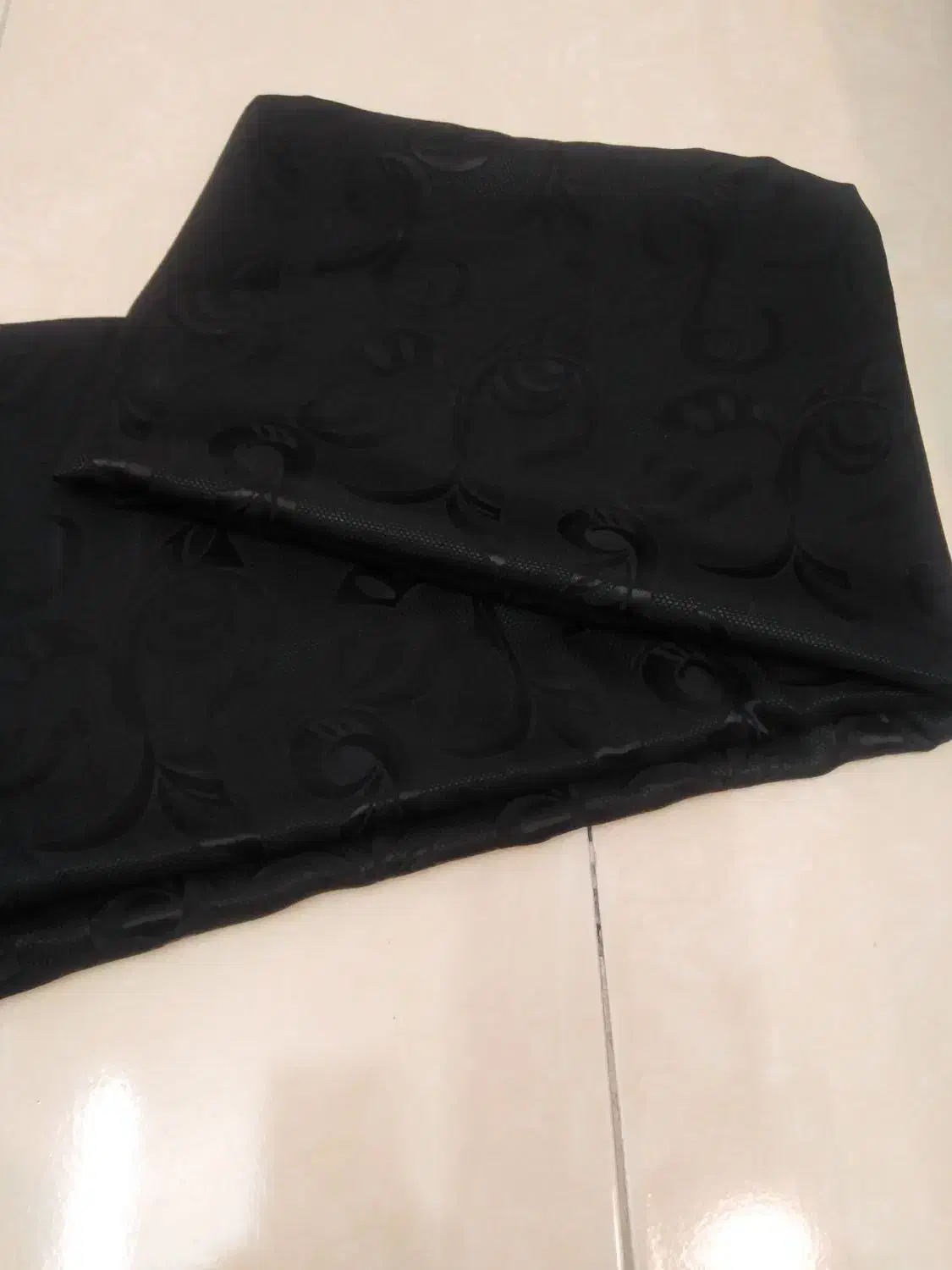 چادرمشکی|لباس|مشهد, سرافرازان|دیوار