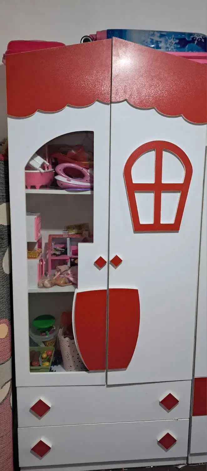 تخت و کمد هم پسرونه هم دخترونه|تخت و صندلی بچه|خرمآباد, |دیوار