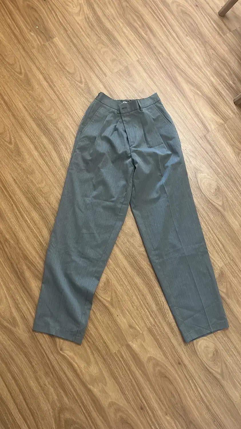 شلوار پارچه ای ۲۰۰ تومن به دلیل تغییر شغل|لباس|رشت, بلوار گیلان|دیوار