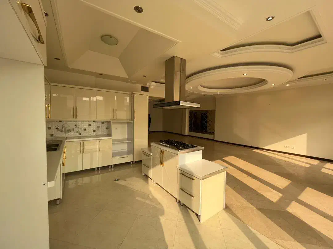 فرمانیه شرقی۱۶۵متر ۳خوابه تکواحدی