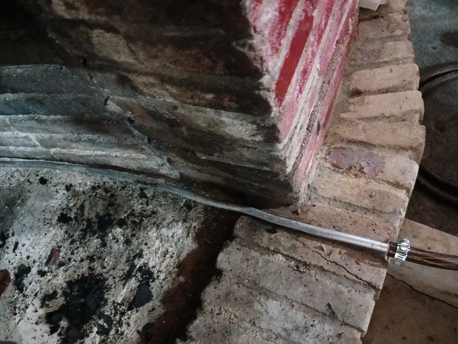 مشعل شومینه بهمراه سنگ های تزیینی|بخاری، هیتر، شومینه|نوشهر, |دیوار