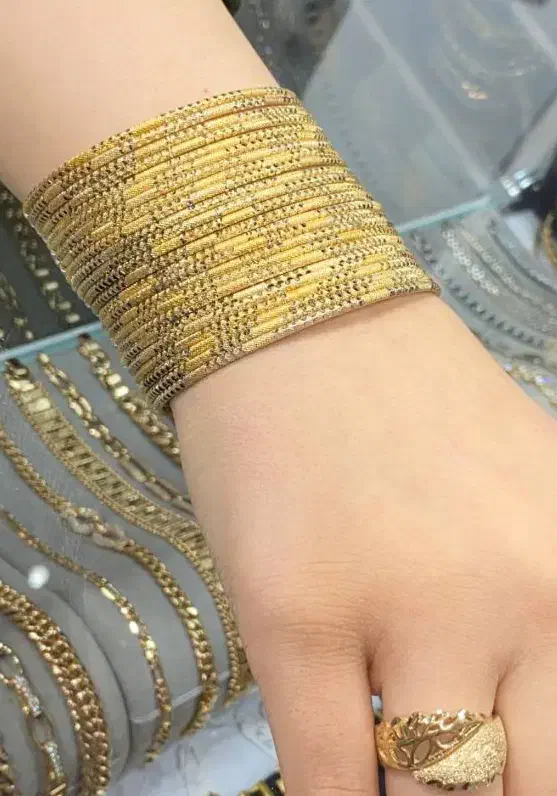 النگوی ظریف طلاروس|زیورآلات و اکسسوری|شیراز, نصر|دیوار