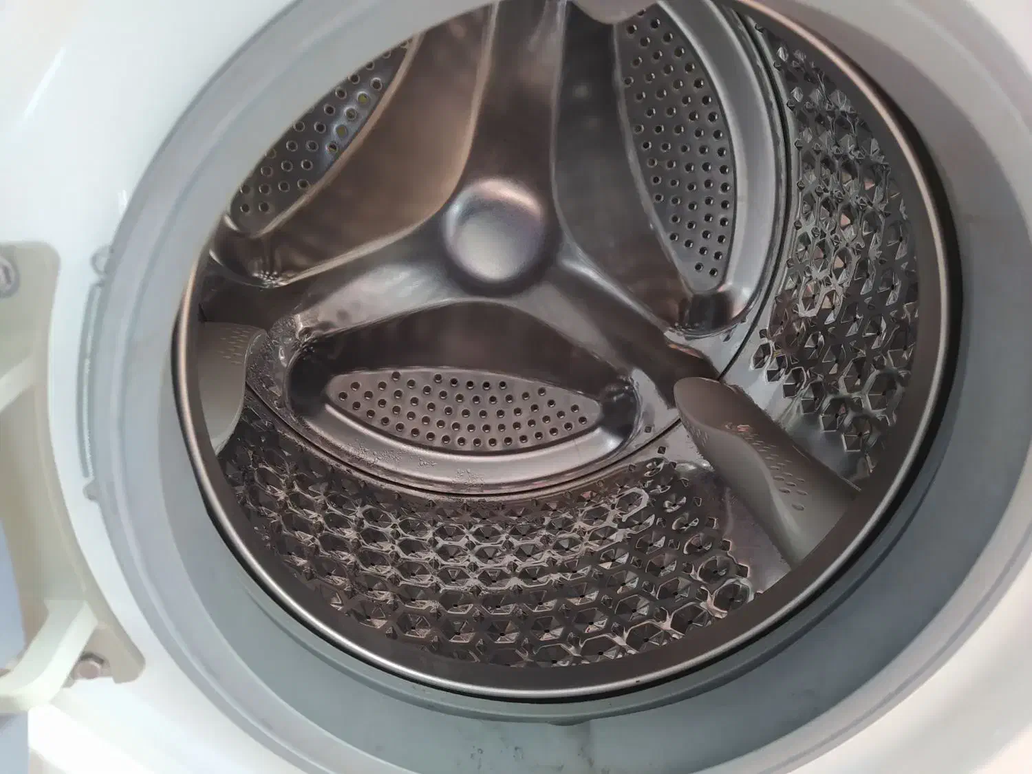 لباسشویی اسنوا|ماشین لباسشویی و خشککن لباس|مرودشت, بیست متری بیمارستان|دیوار