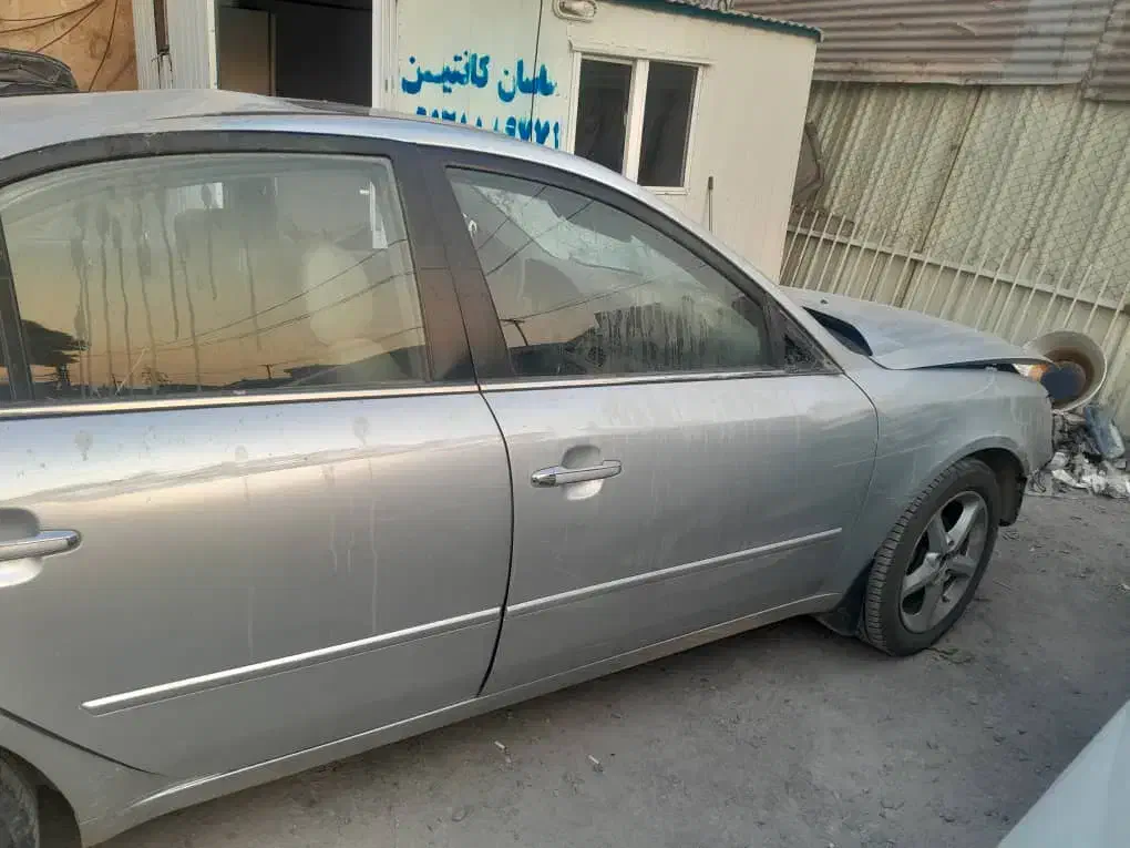 سوناتا۲۰۰۸تصادفی موتور روشن حرکت|خودرو سواری و وانت|تهران, تهرانپارس شرقی|دیوار