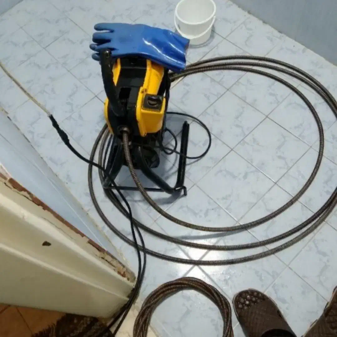 چاه لوله بازکنی لوله بازکن سراسرقم پردیسان 24س|خدمات پیشه و مهارت|قم, صفائیه|دیوار