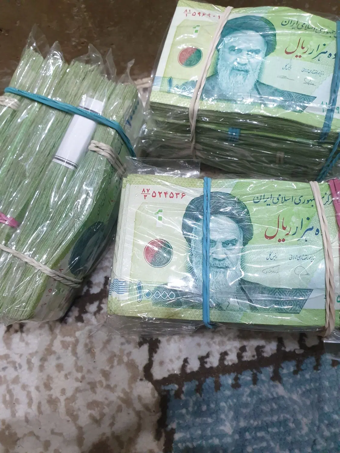 پول کلکسیونی ۱۰۰۰۰ریالی و ۲۰۰۰۰ریال|کلکسیون سکه، تمبر، اسکناس|تهران, تهراننو|دیوار
