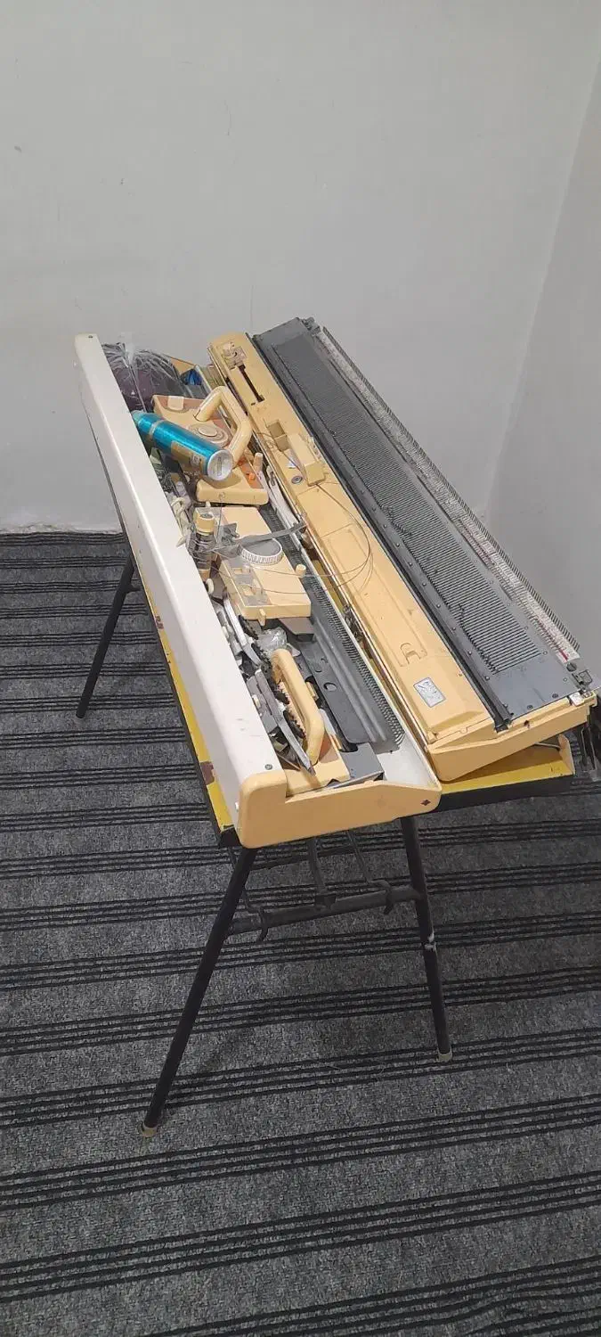 دستگاه بافندگی|چرخ خیاطی و ریسندگی|سلماس, |دیوار