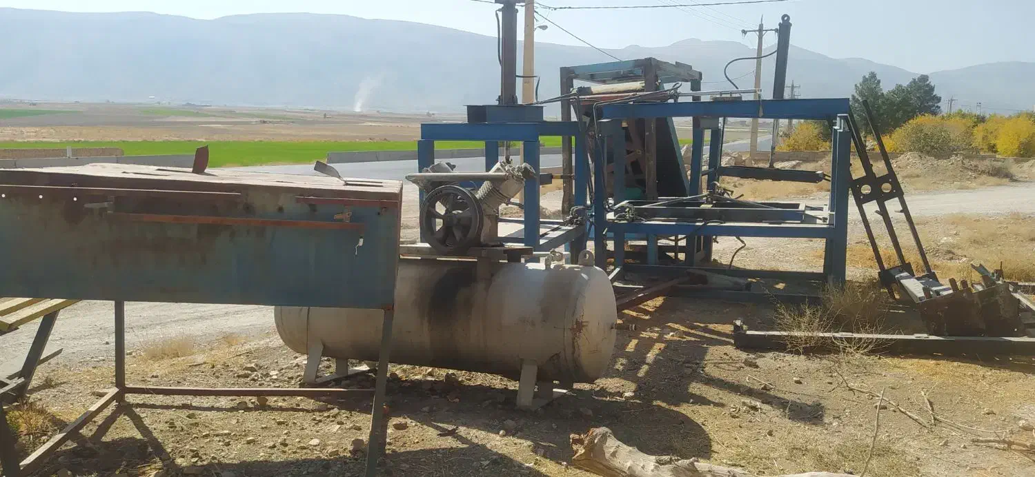 فروش کارخانه تولید کفی ماشین سه بعدی  و نمدی|قطعات یدکی و لوازم جانبی|ارسنجان, |دیوار