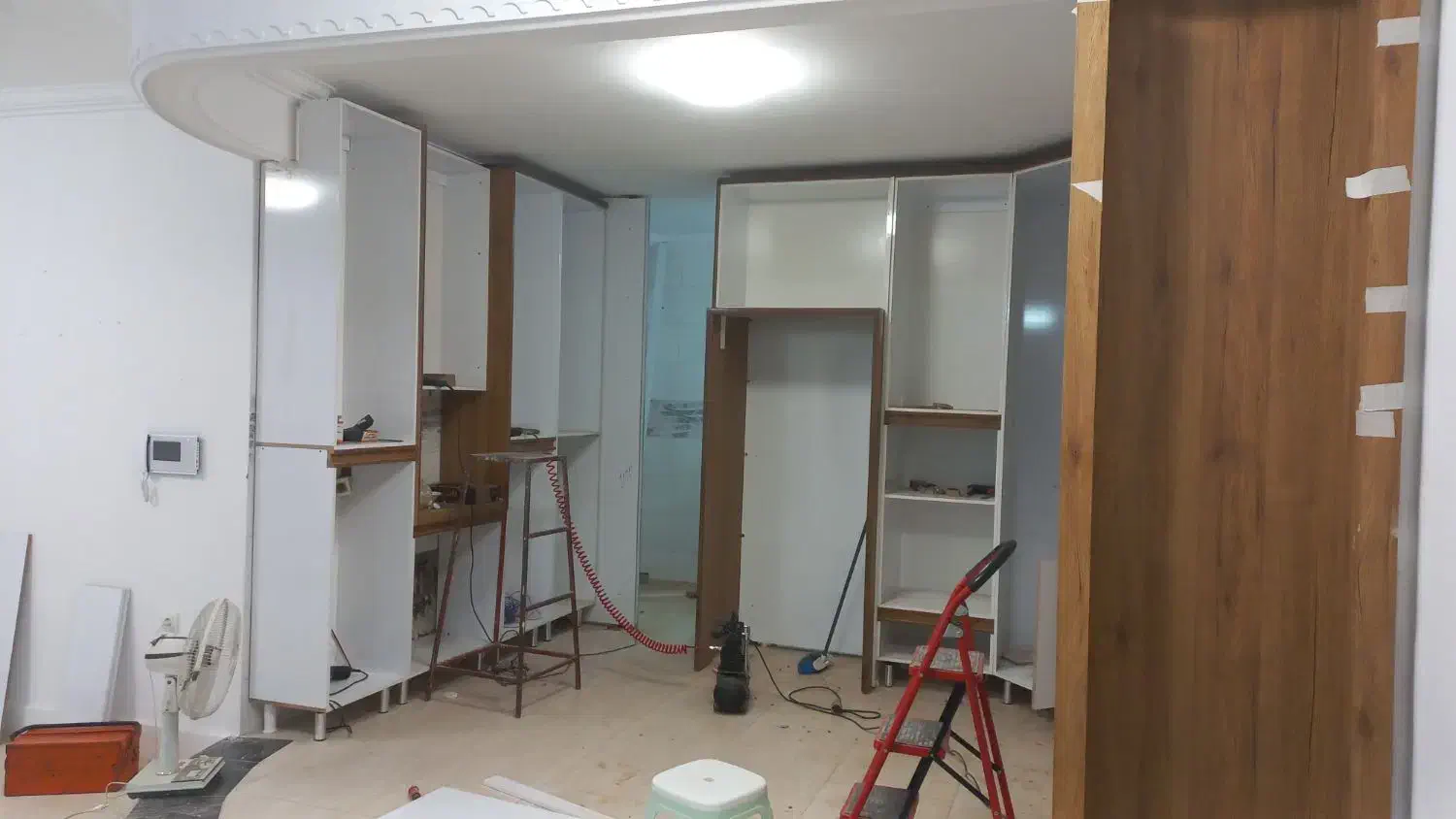 کابینت تعمیرات کمد دیواری قفسه بندی خورده کاری|مصالح و تجهیزات ساختمان|اندیشه, اندیشه فاز ۱|دیوار