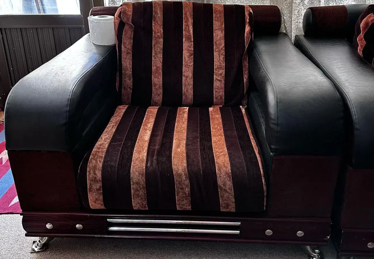 مبل راحتی|مبلمان خانگی و میز عسلی|شاهین‌شهر, فردوسی|دیوار