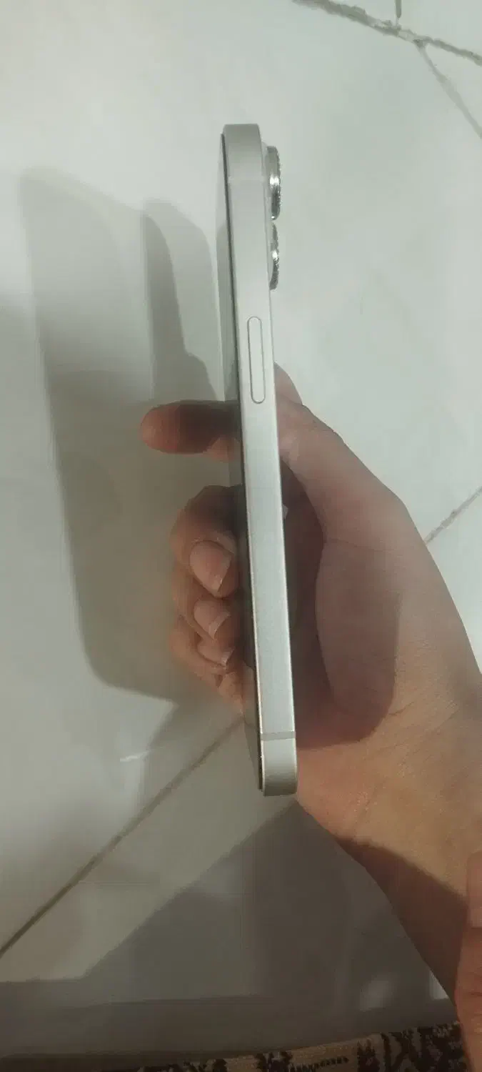 ایفون ۱۳ نرمال  (  iphone 13 )|موبایل|قائن, |دیوار