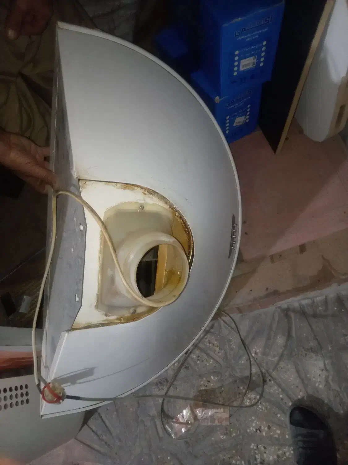 هود و سینگ یک سال کار|هود|ایلام, |دیوار